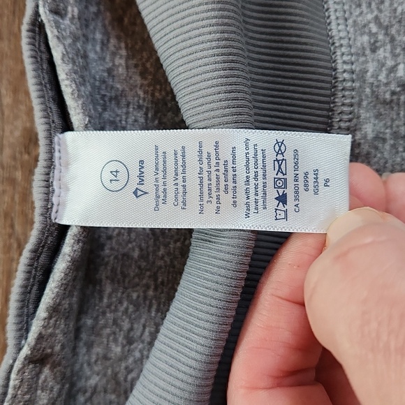 Ivivva by Lululemon Heather Gray Mesh Perforated Pocket Leggings 14 - Picture 4 of 6